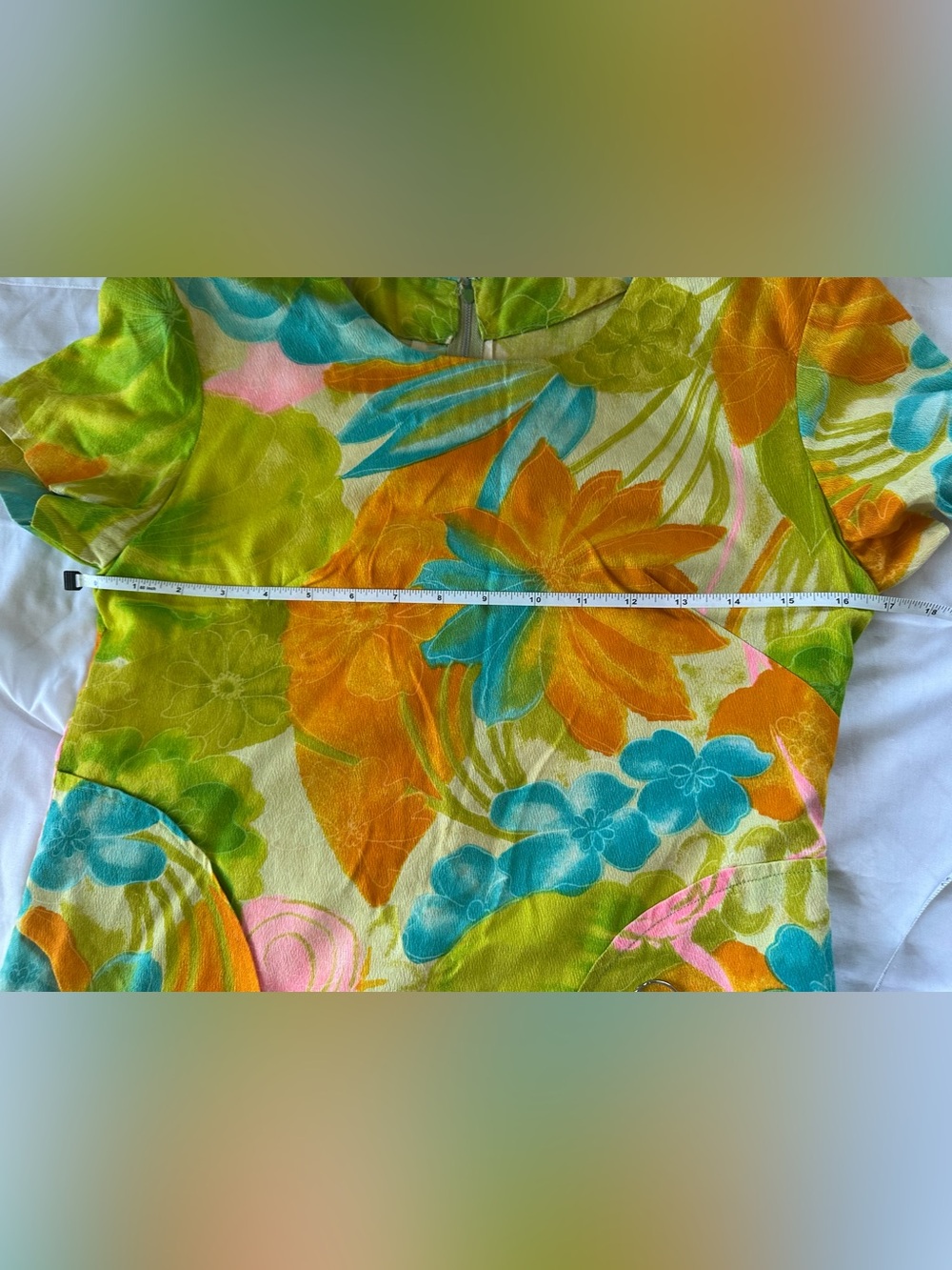 Vintage 60s Tropical Floral Short Sleeve Handmade Shift Dress — Bright Multi - Picture 6 of 7